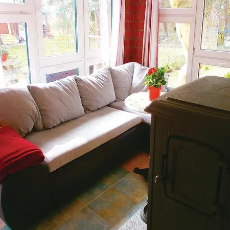 Two-bedroom Holiday With A Fireplace 04 Ferienhaus *