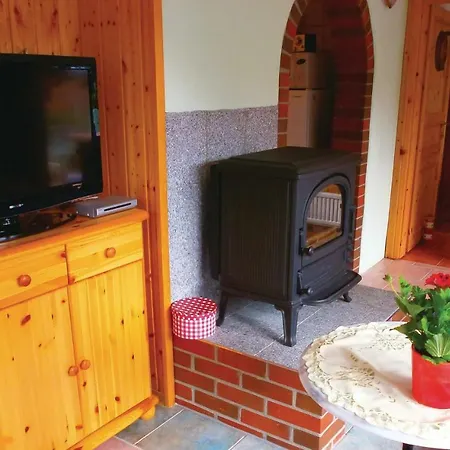 Ferienhaus Two-bedroom Holiday With A Fireplace 04 Biendorf